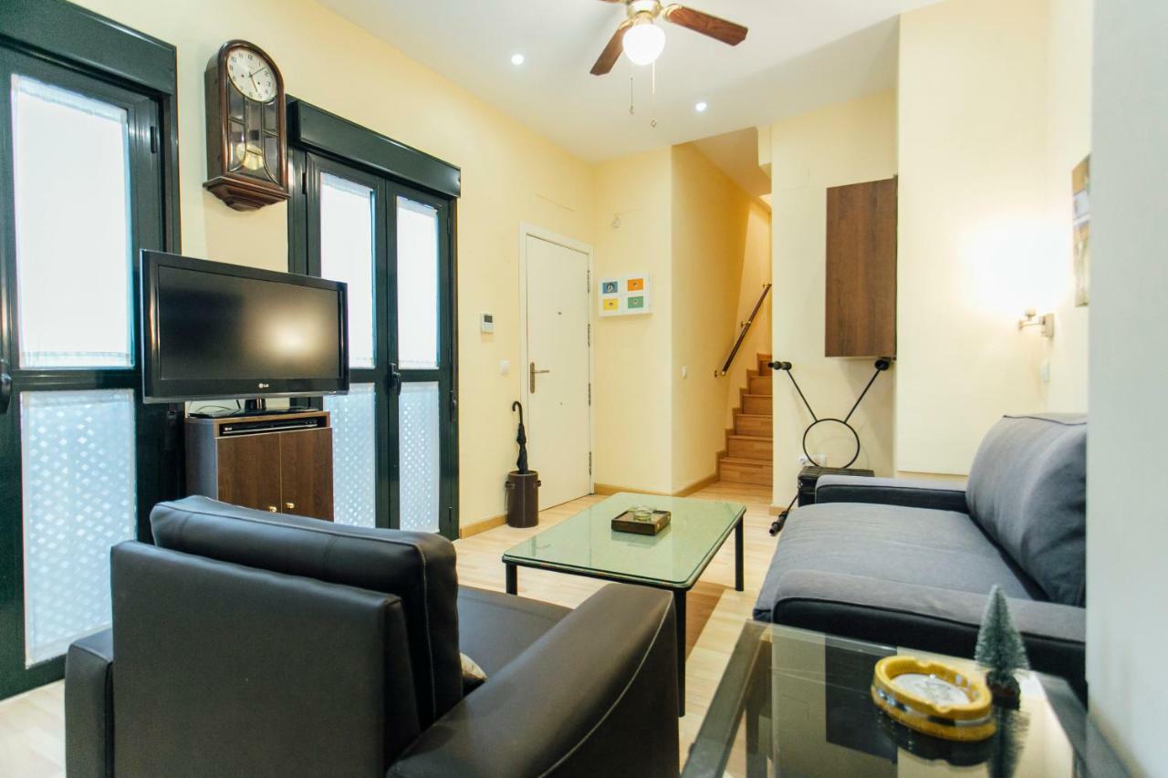 Bright Duplex W/ Terrace Apartment Seville Exterior photo
