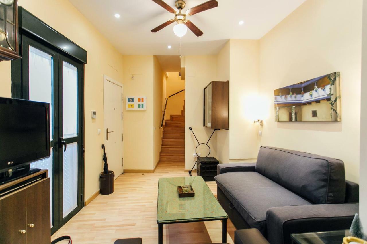 Bright Duplex W/ Terrace Apartment Seville Exterior photo